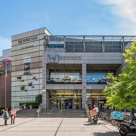 Galaxy Lift Parking 公寓 *