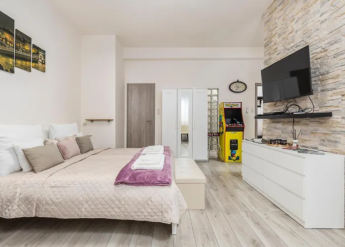Galaxy Lift Parking Appartement Budapest